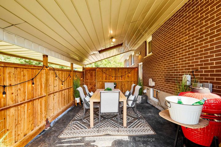 Photo 32 at 432 Park Road N, McLaughlin, Oshawa