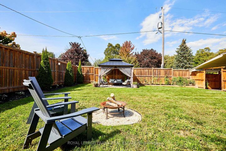 Photo 37 at 432 Park Road N, McLaughlin, Oshawa