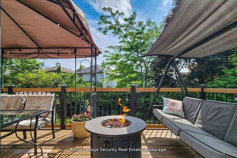 Photo 40 at 122 Browning Trail, Letitia Heights, Barrie