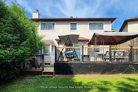 Photo 45 at 122 Browning Trail, Letitia Heights, Barrie