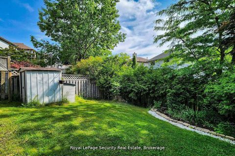 Photo 47 at 122 Browning Trail, Letitia Heights, Barrie