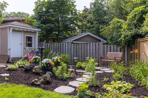 Photo 9 at 1210 BEECHGROVE Crescent, GA Glen Abbey, Oakville