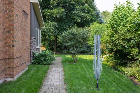 Photo 11 at 1210 BEECHGROVE Crescent, GA Glen Abbey, Oakville