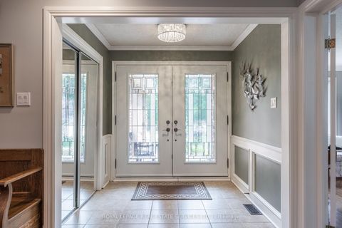 Photo 12 at 1210 BEECHGROVE Crescent, GA Glen Abbey, Oakville