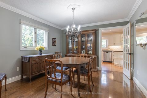 Photo 17 at 1210 BEECHGROVE Crescent, GA Glen Abbey, Oakville