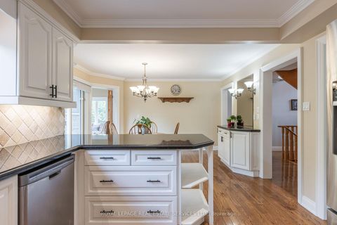 Photo 21 at 1210 BEECHGROVE Crescent, GA Glen Abbey, Oakville