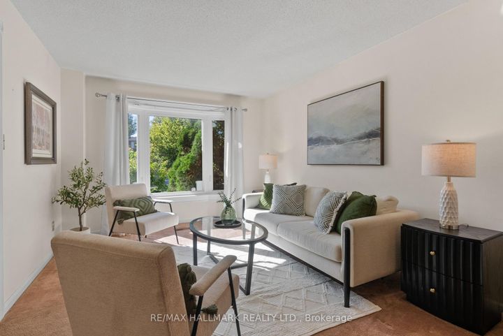 Photo 4 at 15 Emcarr Drive, West Hill, Toronto
