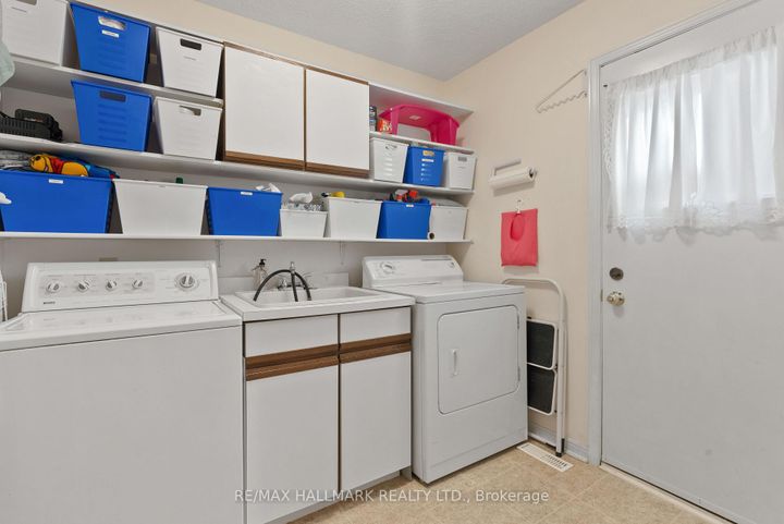 Photo 17 at 15 Emcarr Drive, West Hill, Toronto