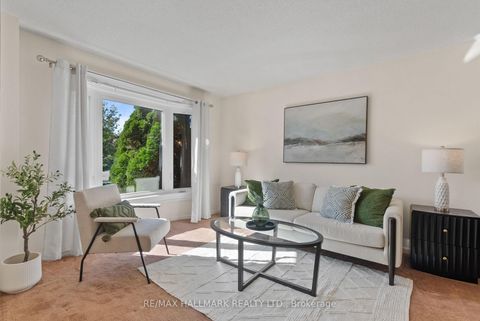 Photo 3 at 15 Emcarr Drive, West Hill, Toronto