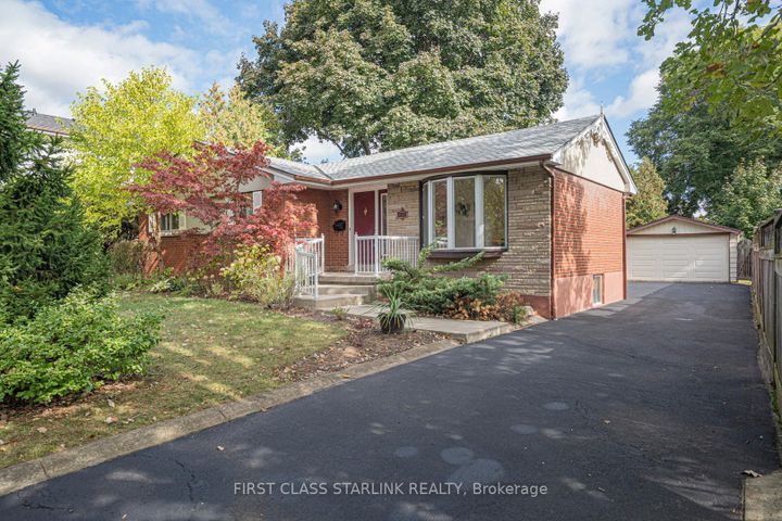 Photo 1 at 621 Dynes Road, Roseland, Burlington