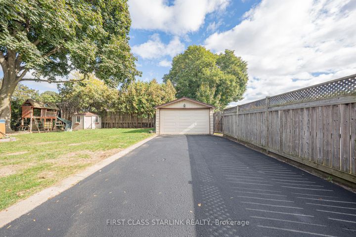 Photo 41 at 621 Dynes Road, Roseland, Burlington