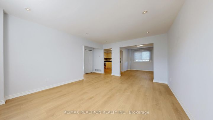 Photo 8 at 85 - 29 Fundy Bay Boulevard, Steeles, Toronto
