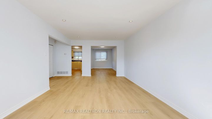 Photo 9 at 85 - 29 Fundy Bay Boulevard, Steeles, Toronto