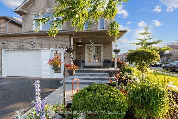 Photo 14 at 44 Newark Way, Fletcher's Meadow, Brampton