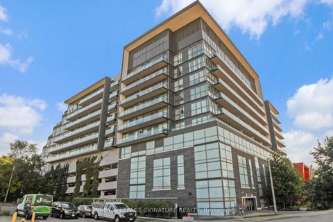 Photo 3 at 1012 - 15 James Finlay Way, CFB, Toronto