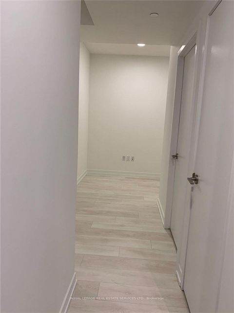 Photo 3 at 912 - 225 Sumach Street, Regent Park, Toronto