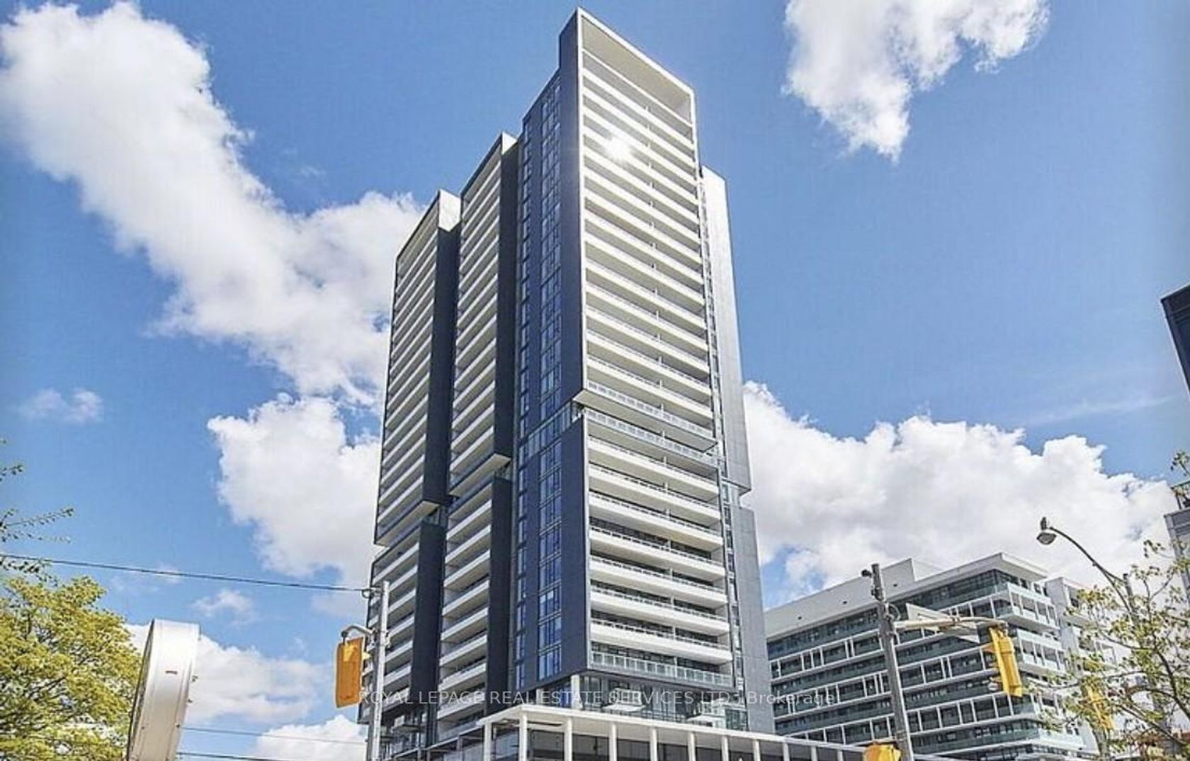 912 - 225 Sumach Street, Regent Park, Toronto 
