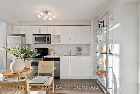 Photo 2 at 4101 - 15 Fort York Boulevard, Waterfront Communities C1, Toronto