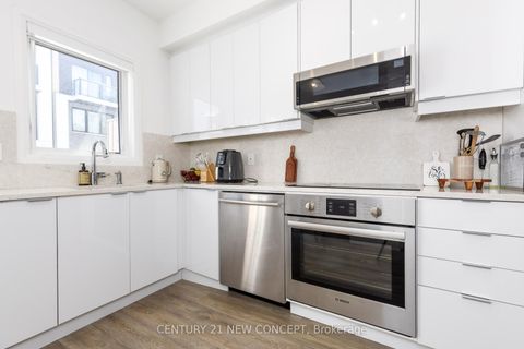Photo 10 at 3 - 90 Stanley Greene Boulevard, CFB, Toronto