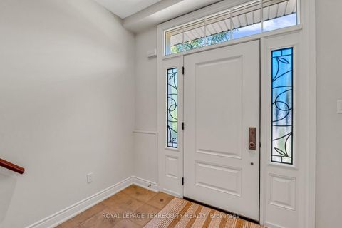 Photo 2 at 131 Nelson Street, BR Bronte, Oakville