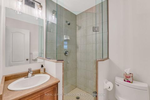 Photo 17 at 131 Nelson Street, BR Bronte, Oakville