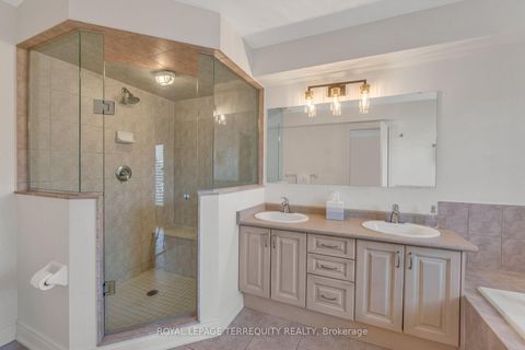 Photo 21 at 131 Nelson Street, BR Bronte, Oakville