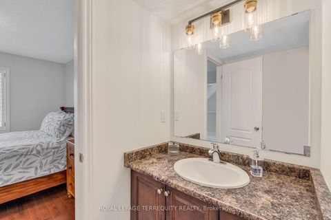 Photo 25 at 131 Nelson Street, BR Bronte, Oakville