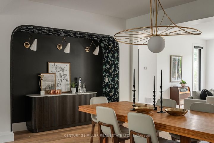 Photo 11 at 935 Harvey Place, LaSalle, Burlington