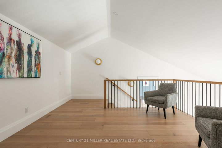 Photo 28 at 935 Harvey Place, LaSalle, Burlington