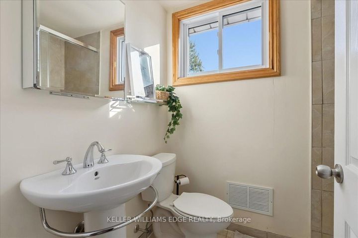 Photo 14 at 29 East 34th Street, Raleigh, Hamilton