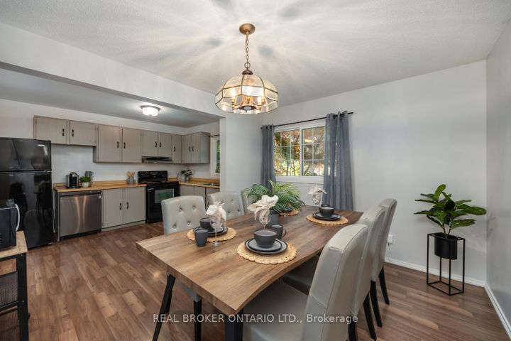 Photo 11 at 400 Wickham Court, Eastdale, Oshawa