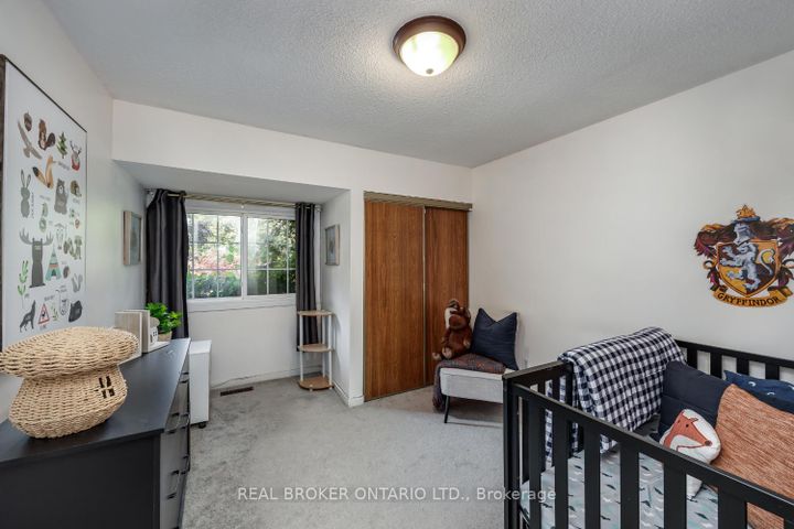 Photo 18 at 400 Wickham Court, Eastdale, Oshawa