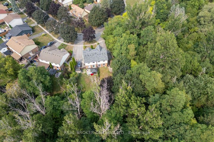 Photo 23 at 400 Wickham Court, Eastdale, Oshawa