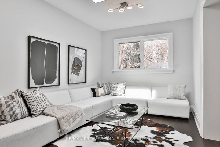 Photo 18 at 6 Meadowcrest Road, Queensway, Toronto