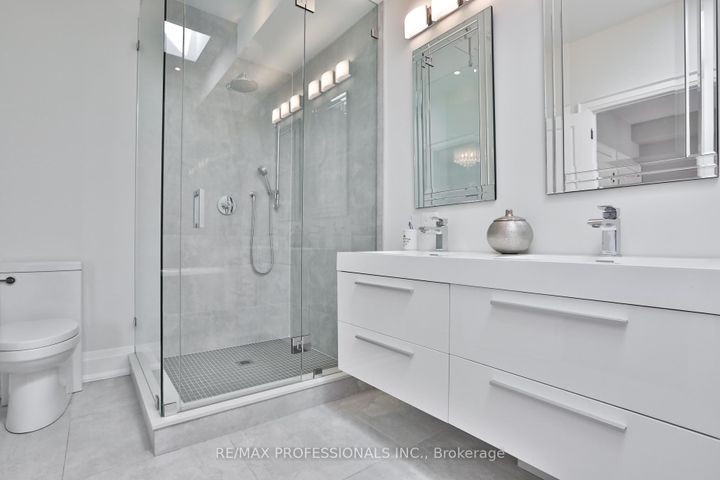 Photo 27 at 6 Meadowcrest Road, Queensway, Toronto