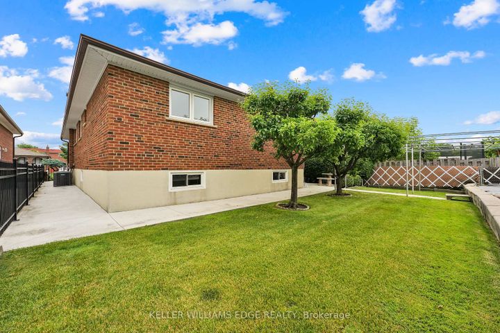 Photo 35 at 112 Linkdale Road, Brampton North, Brampton