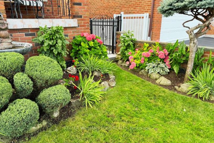 Photo 38 at 112 Linkdale Road, Brampton North, Brampton