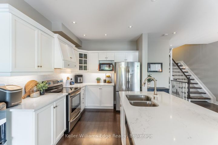 Photo 8 at 4003 Medland Drive, Rose, Burlington
