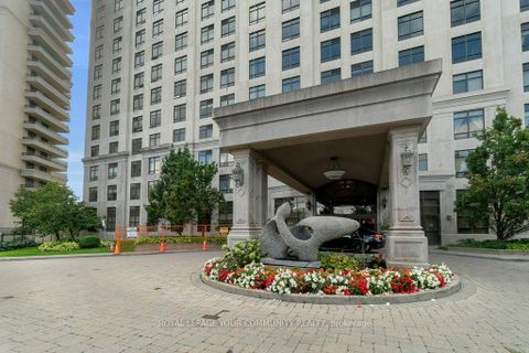 Photo 3 at 707 - 9235 Jane Street, Maple, Vaughan