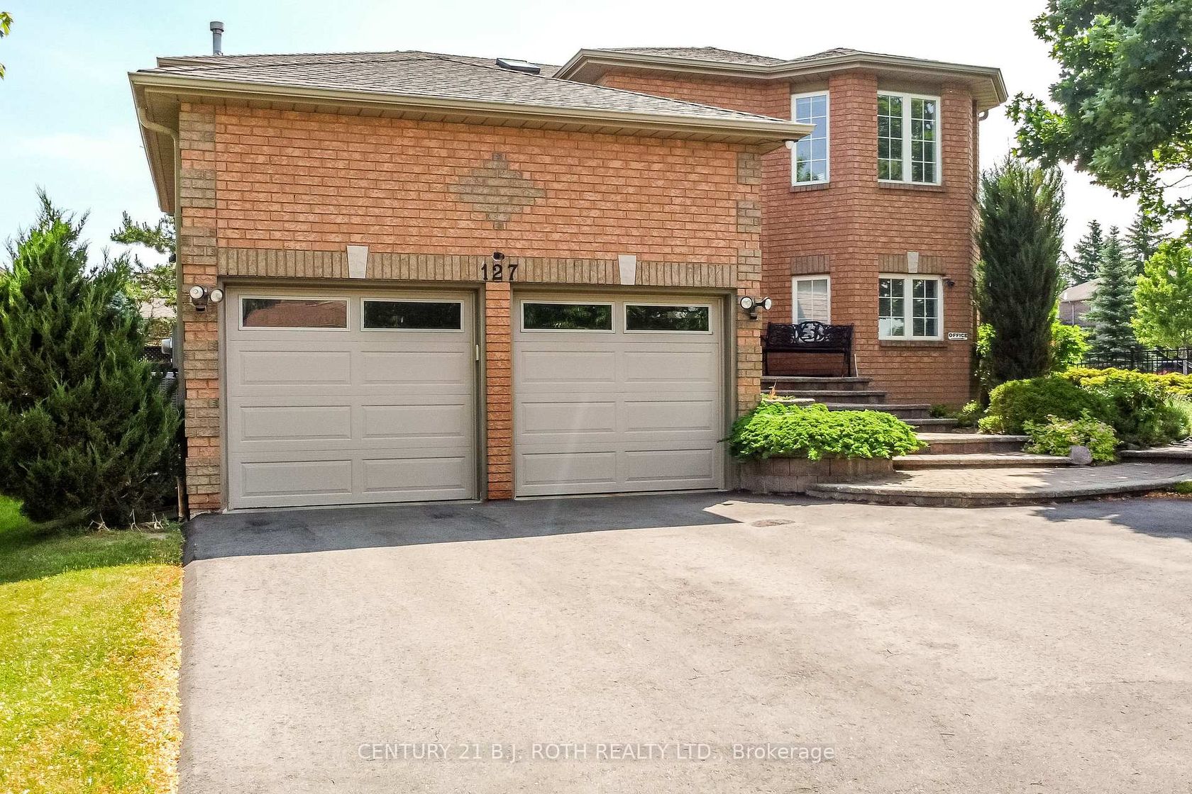 127 Golden Meadow Road, Bayshore, Barrie photo 5 127 Golden Meadow Road, Bayshore, Barrie photo 5