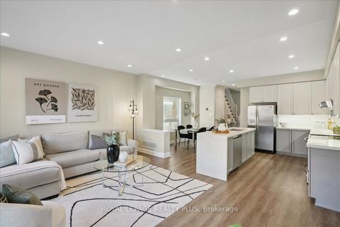 Photo 11 at 28 Aldonschool Court, South East, Ajax