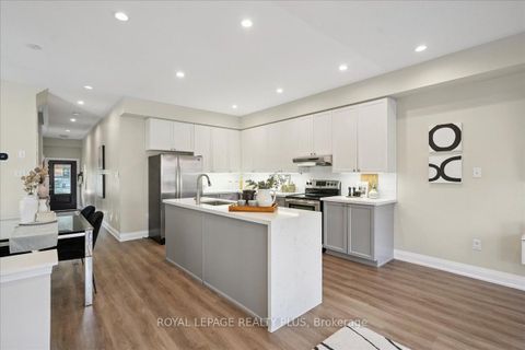 Photo 12 at 28 Aldonschool Court, South East, Ajax