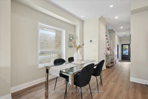Photo 15 at 28 Aldonschool Court, South East, Ajax