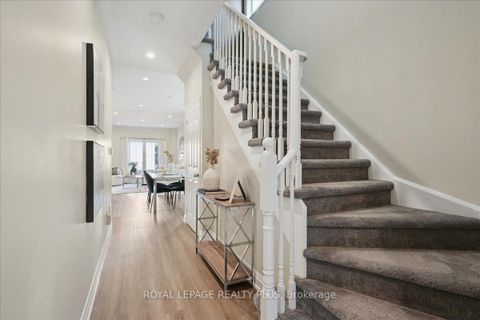 Photo 17 at 28 Aldonschool Court, South East, Ajax