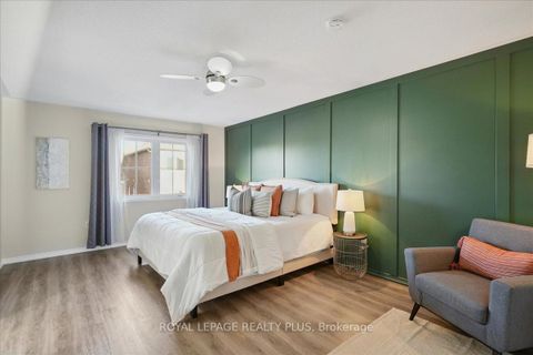 Photo 21 at 28 Aldonschool Court, South East, Ajax