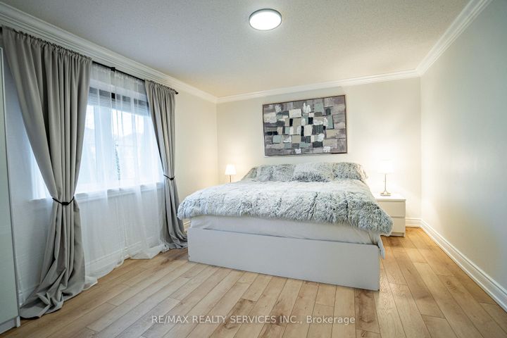 Photo 34 at 3748 Pearlstone Drive, Churchill Meadows, Mississauga