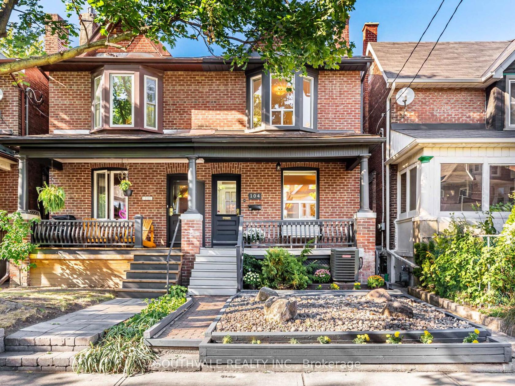 104 Dearbourne Avenue, North Riverdale, Toronto 