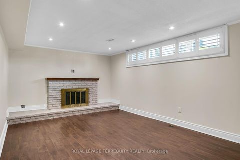 Photo 22 at 19 Wall Avenue, Pelmo Park W4, Toronto