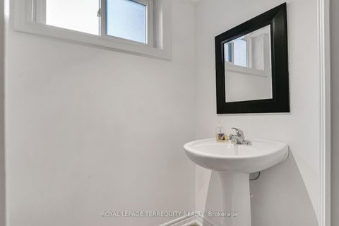 Photo 23 at 19 Wall Avenue, Pelmo Park W4, Toronto