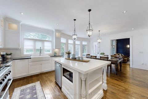 Photo 14 at 166 Grandvista Crescent, Vellore Village, Vaughan